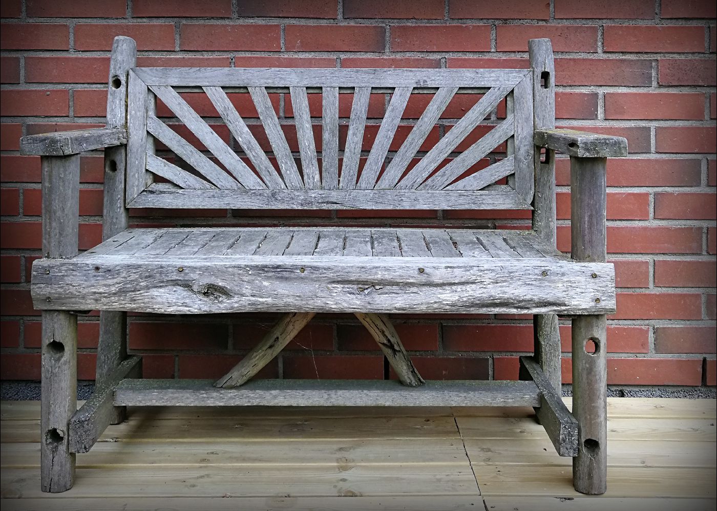 wooden bench